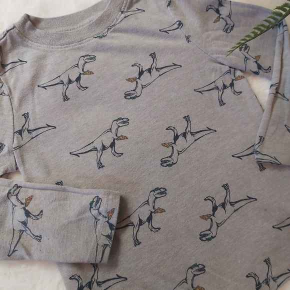 Old Navy Long Sleeve T-Shirt - Picture 2 of 3